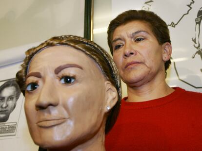 Juana Barraza tras ser detenida en Ciudad de México, el 25 de enero de 2006.