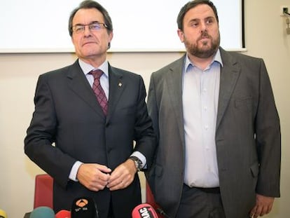Artur Mas y Oriol Junqueras en el Ayuntamiento de Sant Vicens dels Horts, del que es alcalde el líder republicano.