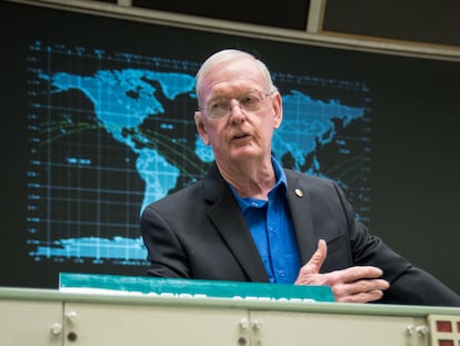 El exdirector de vuelo de la NASA, Glynn Lunney, en una fotografía de julio de 2015.