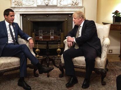 Juan Guaidó y Boris Johnson, este martes en Downing Street. 