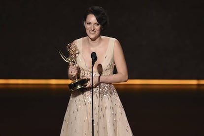 Phoebe Waller-Bridge ha ganado el premio a Mejor actriz de comedia y Mejor guion de comedia por 'Fleabag', serie que se ha llevado también Mejor dirección.