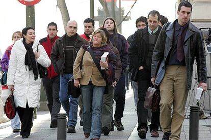 Familiares, abogados y miembros de Jarrai-Haika-Segi, a su llegada a la Audiencia Nacional.