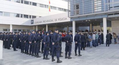 Agentes del Cuerpo Nacional de Policía en un acto en San Sebastián.