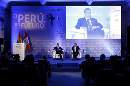 Diálogo de apertura entre el presidente de la República del Perú, Ollanta Humala, y Juan Luis Cebrián, presidente de EL PAÍS.