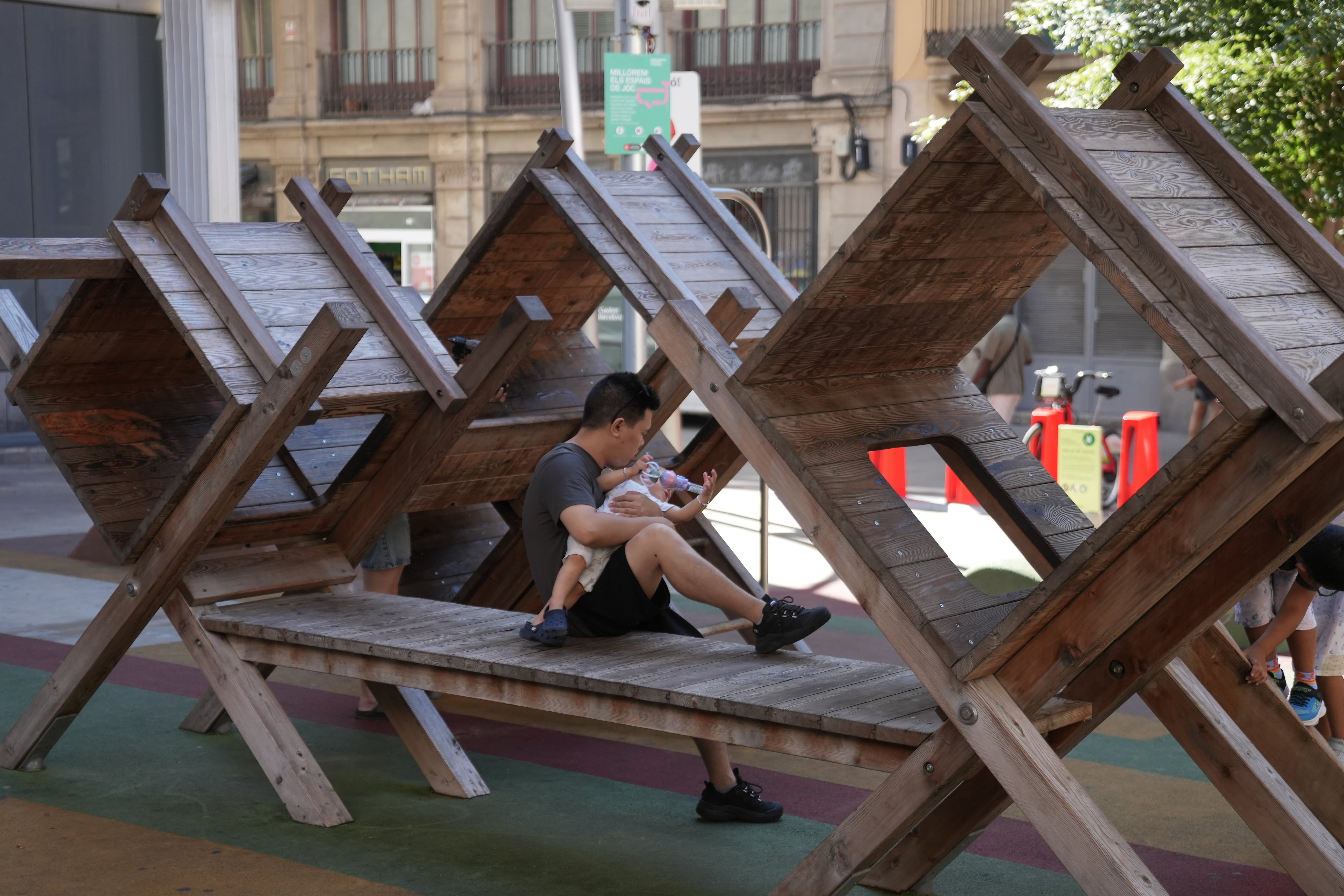 60% delle chiamate di adulti per supporto ai minori riguardano violenza