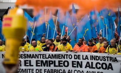 Protesta de los trabajadores de Alcoa en A Coruña el pasado 13 de enero.