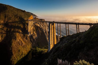 Puente de Bixby Creek Canyon, en el condado de Monterey, en California (EE UU).