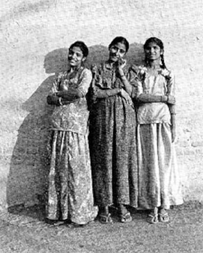 Jóvenes de Rajasthan, fotografiadas por Graciela Iturbide.