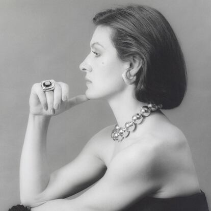  

	Robert Mapplethorpe
	Paloma Picasso, 1980