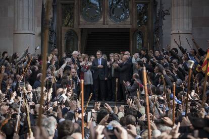 Mas, acompanyat per cenenars d'alcaldes.