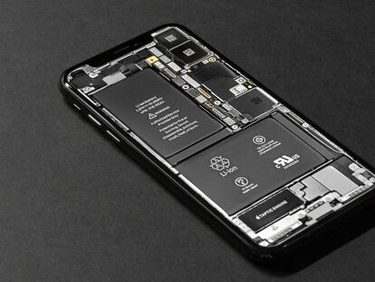 Imagen de la batería de un iPhone de Apple