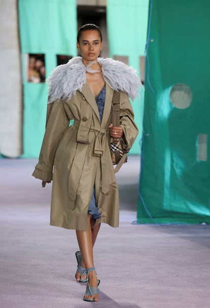 A model presents a creation at the Burberry catwalk show during London Fashion Week in London, Britain, September 16, 2024. REUTERS/Hollie Adams