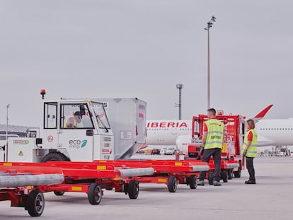 Operarios de 'handling' de Iberia.