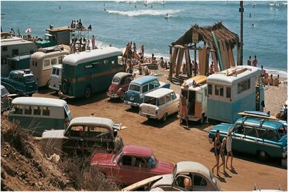 Con sus arenales y sus largas y juguetonas olas, San Onofre era considerada como "la Waikiki californiana". Un da de surf en 1963.