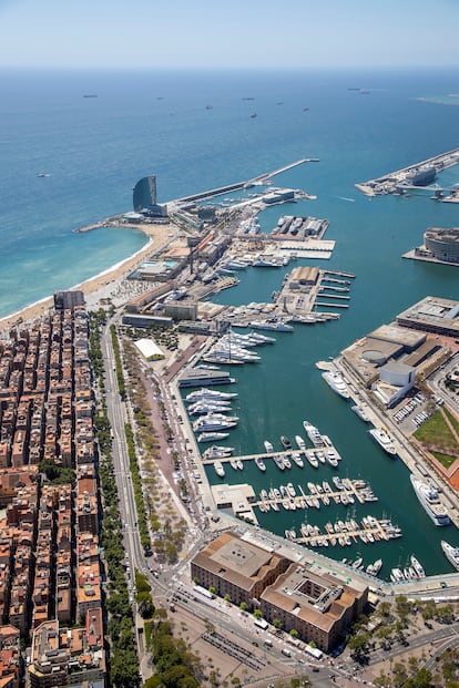 Vista aèria del Port de Barcelona.