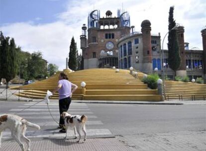 Fachada de la iglesia que construye Justo Gallego en Mejorada del Campo.