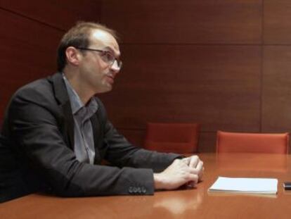 Joan Herrera, coordinador nacional de Iniciativa, y Pere Navarro, primer secretario del PSC, durante una entrevista.