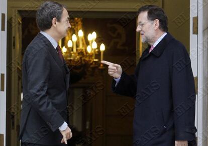 Zapatero y Rajoy se reunieron por última vez en diciembre de 2011.