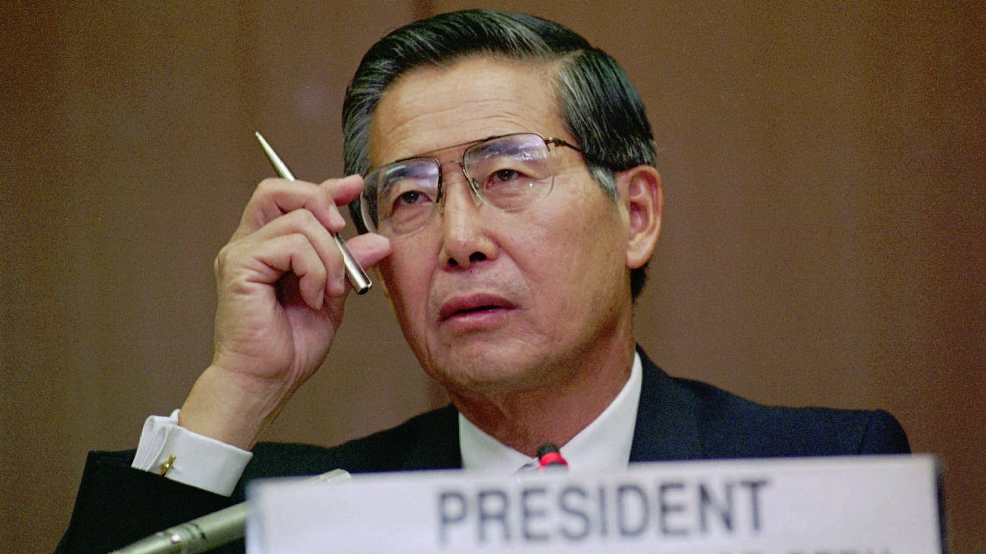 Lo que Bukele puede aprender de Alberto Fujimori