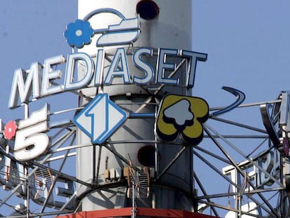 Los grupos italianos vinculados a la familia Berlusconi, el de medios Mediaset y el financiero Fininvest, junto al grupo francés de medios Vivendi, han alcanzado un acuerdo para poner fin a sus disputas