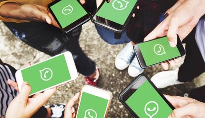 Smartphones con la aplicación WhatsApp