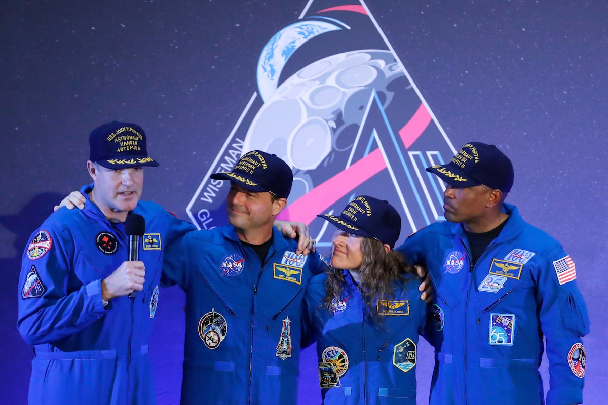 Los astronautas del Artemis 2 hablan tras reunirse con su familias en Houston: “Es lo más especial que pasará jamás en mi vida”