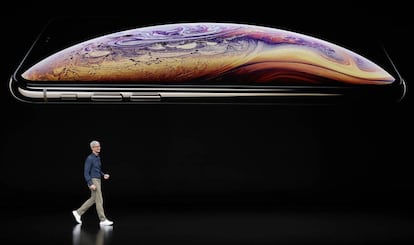 El consejero delegado de Apple, Tim Cook, en la presentación del nuevo iPhone este miércoles.