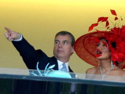 Andrés de Inglaterra y Lady Goga, en el hipódromo de Ascot.