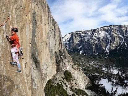 Seb Berthe en el Dawn Wall, en el largo clave (9 a).