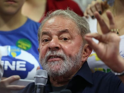 Lula em coletiva de imprensa ap&oacute;s de sua condu&ccedil;&atilde;o coercitiva