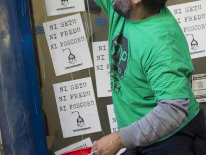 Protesta en 2014 en Barcelona contra la pobreza energ&eacute;tica.