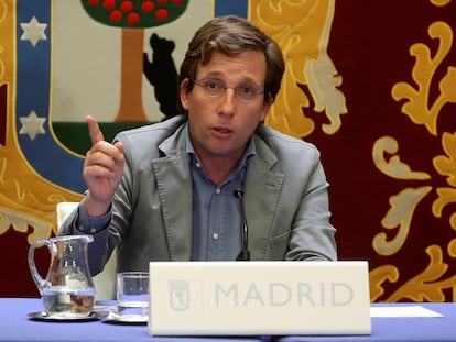 El alcalde de Madrid, José Luis Martínez-Almeida, durante la rueda de prensa que ha ofrecido este viernes.