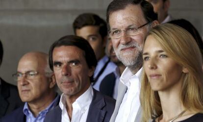 Mariano Rajoy con José María Aznar, este domingo en un acto de la FAES.