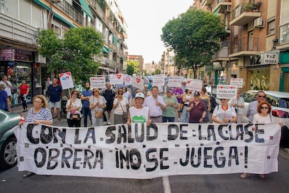 Manifestación en Abrantes para reclamar más médicos en su centro de salud, este jueves.