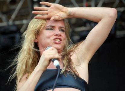 La actriz Juliette Lewis, cantante de Juliette and the Licks.