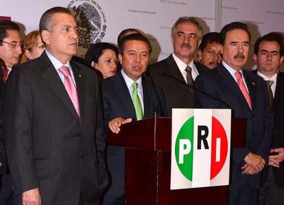 Miembros del PRI anuncian "ajustes" en la reforma fiscla