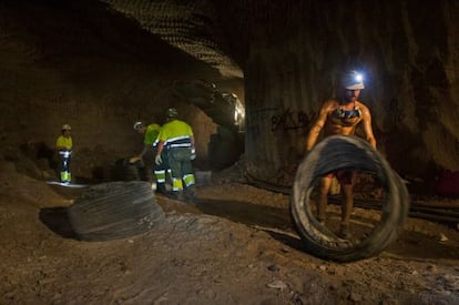 Interior de las minas de Iberpotash en Súria.