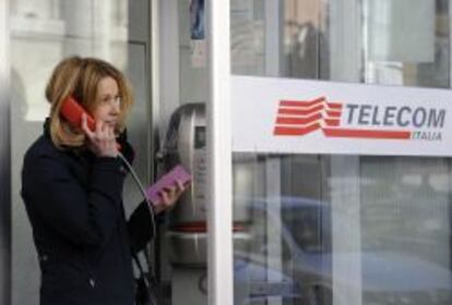 Cabina telefónica de Telecom Italia.