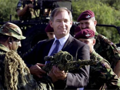 El ministro británico de Defensa, Geoff Hoon, en una imagen de archivo