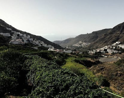 EL VALLE DE AGAETE, EL MAR AL FONDO / CAPEL