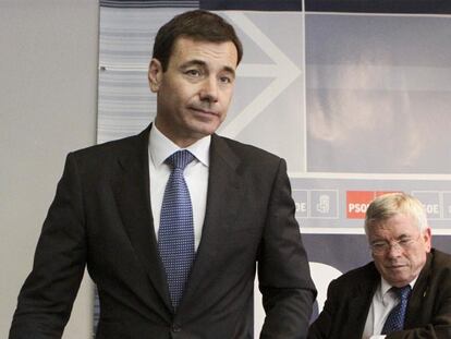 Tomás Gómez, líder de los socialistas madrileños, y Pedro Castro, alcalde saliente de Getafe.