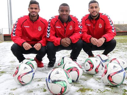 Tameen, Madibo y Sultan, jugadores de la Cultural Leonesa y de la selección sub-23 de Qatar.