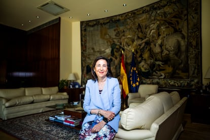 La ministra de Defensa, Margarita Robles, este sábado en su despacho durante la entrevista con EL PAIS.