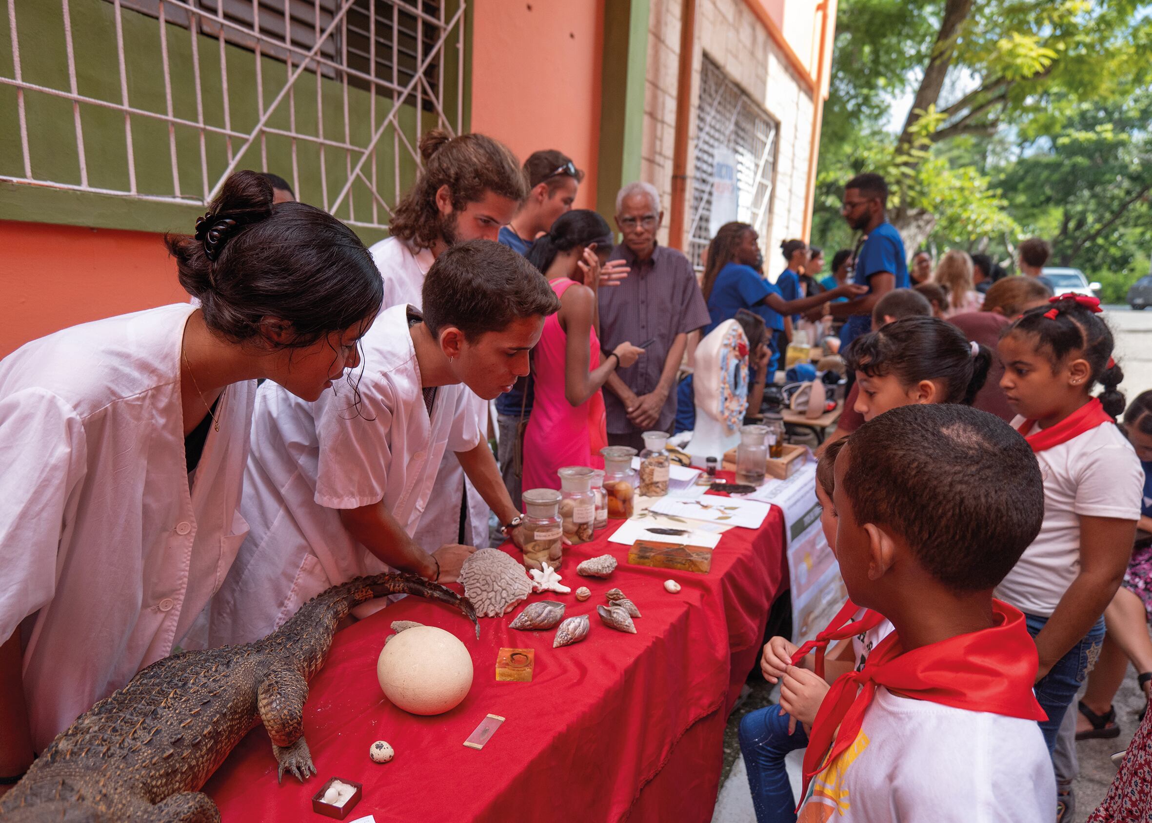 Estudiantes de un centro educativo cubano participan en la Noche Iberoamericana de l@s Investigador@s.