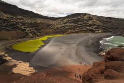 La laguna de los Clicos, en Lanzarote.