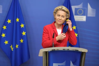 A presidenta da Comissão Europeia, Ursula von der Leyen, durante seu pronunciamento em Bruxelas.