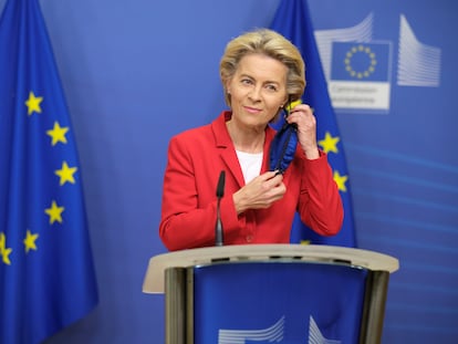 A presidenta da Comissão Europeia, Ursula von der Leyen, durante seu pronunciamento em Bruxelas.