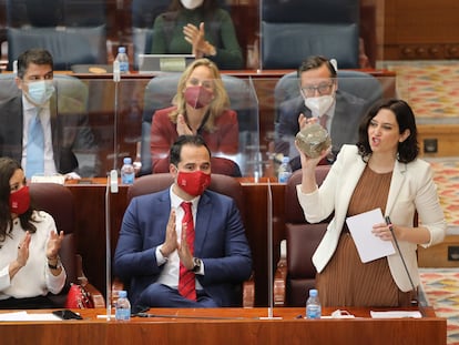 Isabel Díaz Ayuso el jueves en la sesión plenaria en la Asamblea de Madrid.