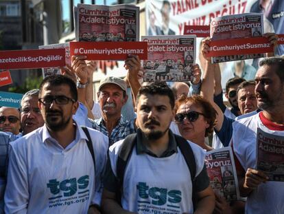 El Defensor del Pueblo investiga el caso del periodista turco preso en España