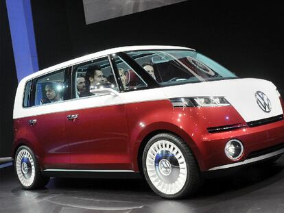 El VW Bulli, referente entre los eléctricos, es la reencarnación de la furgoneta <i>hippy</i> de los años sesenta.